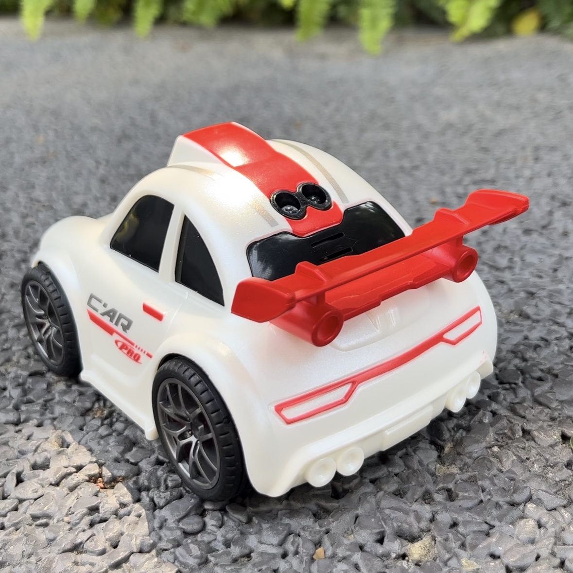 Nuova Auto RC C6 Drift con Luc - Toolkitrc M6Dac Smart Charger recensione e prezzo