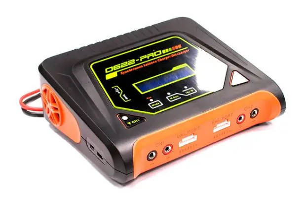 VistaPower EV-PEAK 2-6S 2x200W - Hota D6 Pro Dual Lipo Charger recensione e prezzo