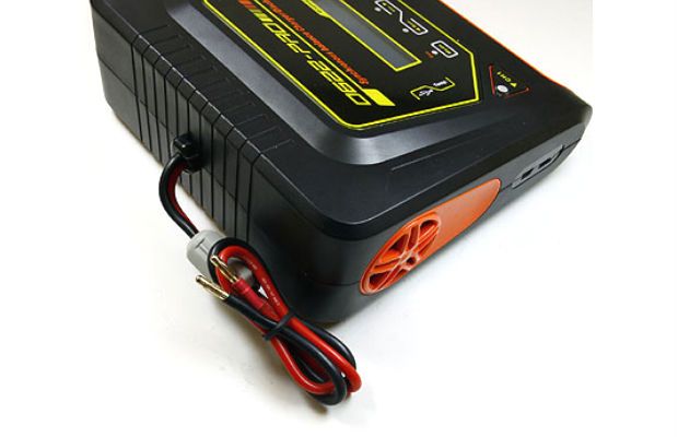 VistaPower EV-PEAK 2-6S 2x200W - Hota D6 Pro Dual Lipo Charger recensione e prezzo