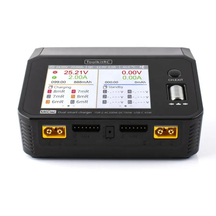 ToolkitRC M6DAC AC 200W DC 700 - Toolkitrc M6Dac Smart Charger recensione e prezzo